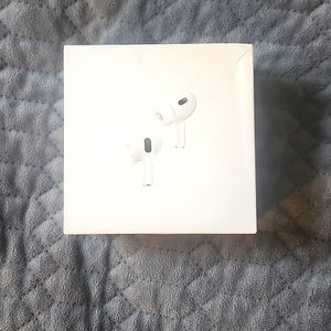 Never opened 🍎 Airpods Pro (2nd generation)